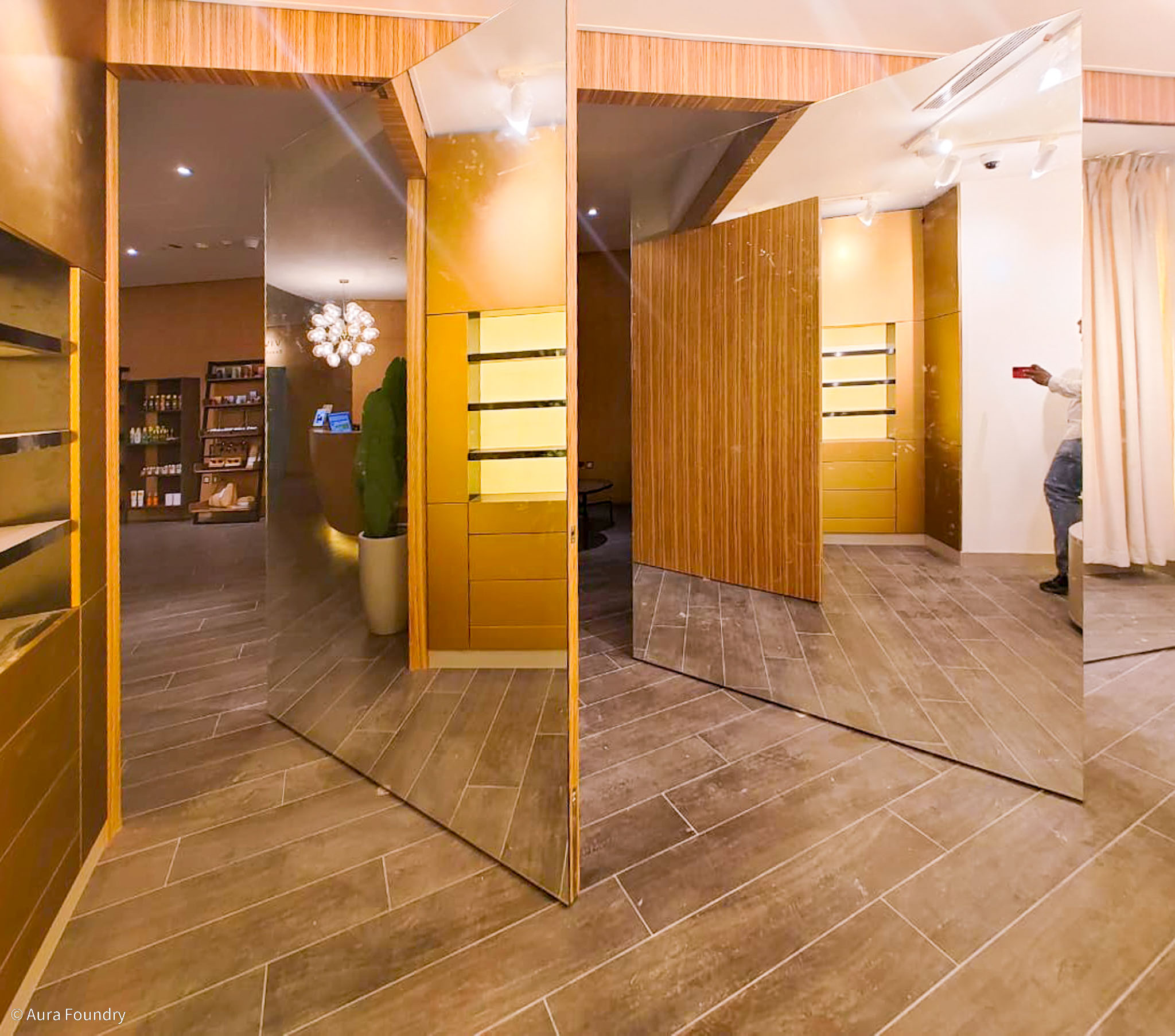 Five Mode Luxury Apparel — image 17