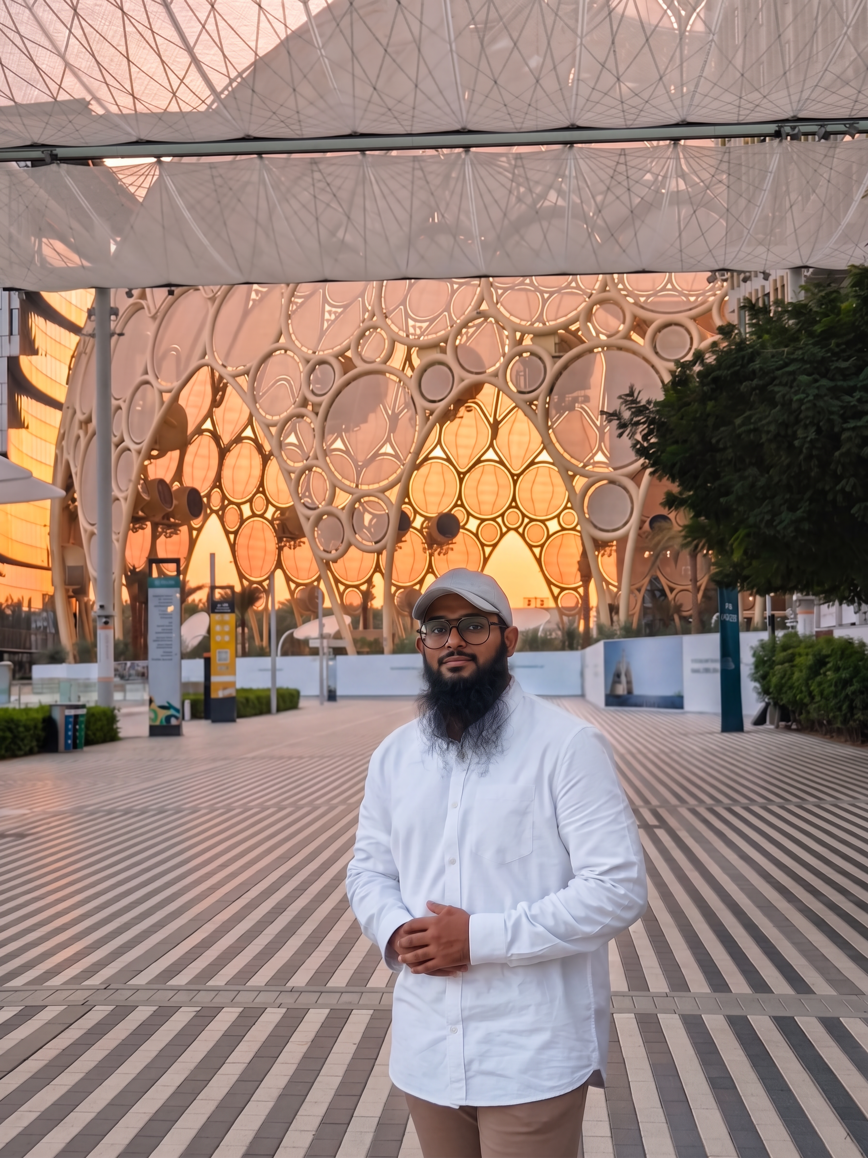 Ali Asgar, Founder of Aura Foundry Interiors